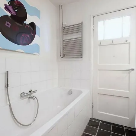 Ragot Modern Bed & Breakfast