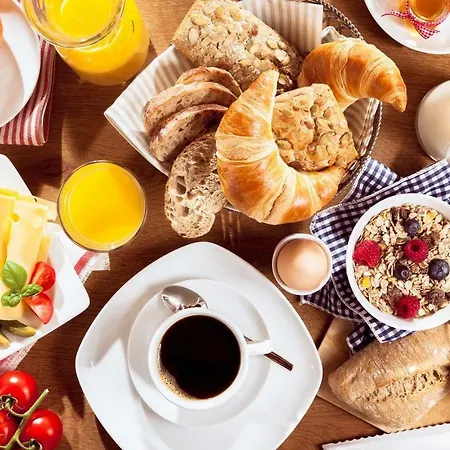 Ragot Modern Bed & Breakfast